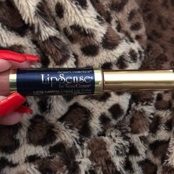 Lipsense - Picture 2 of 3